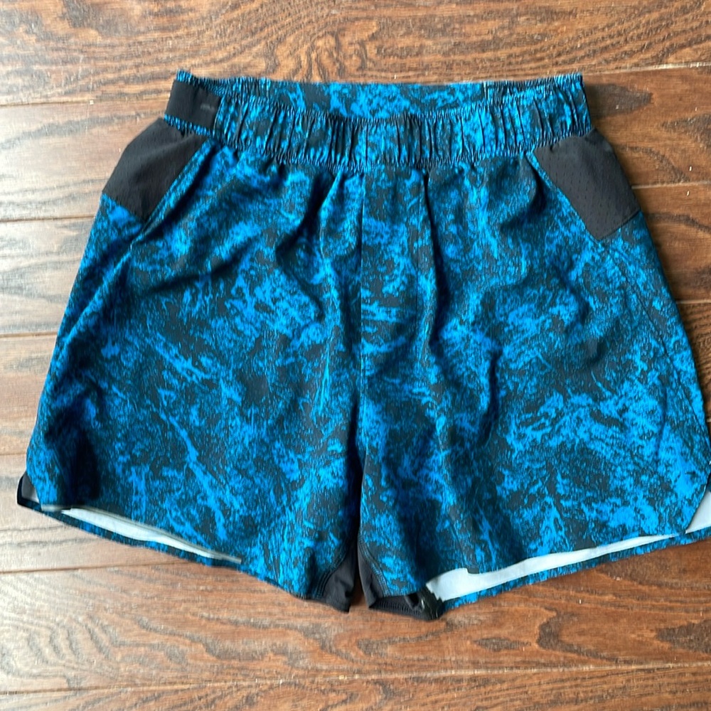 Lululemon Athletic Surge Shorts in Amalfi Blue Black Size XS